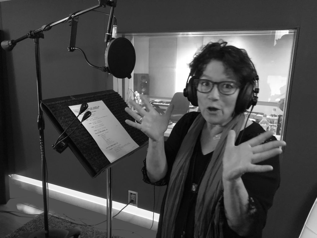 Christine Papalexis voices Yolande and Daphne